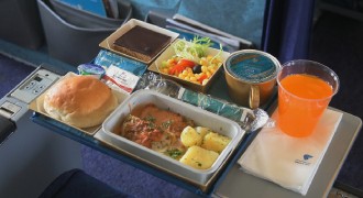  Oman Air Economy Class dish